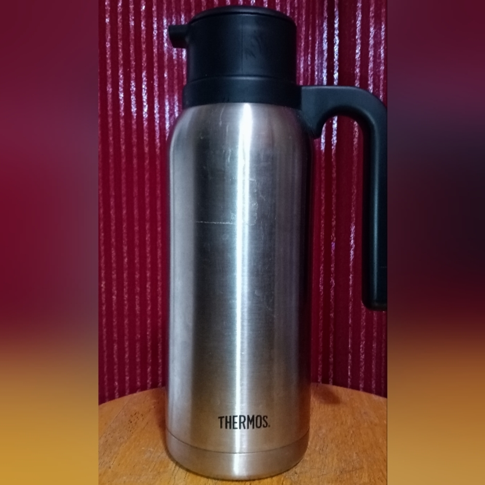 Stainless steel thermos 32 oz